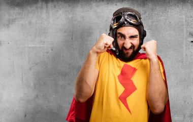 poz mücadelede deli süper kahraman