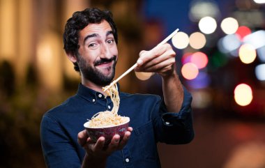 man yemek suşi erişte pot