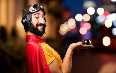 halka bell ile deli süper kahraman