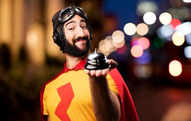 halka bell ile deli süper kahraman