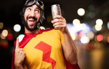 bira ile deli süper kahraman