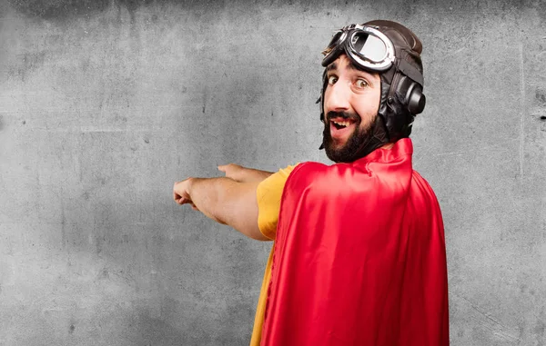 işaret deli süper kahraman