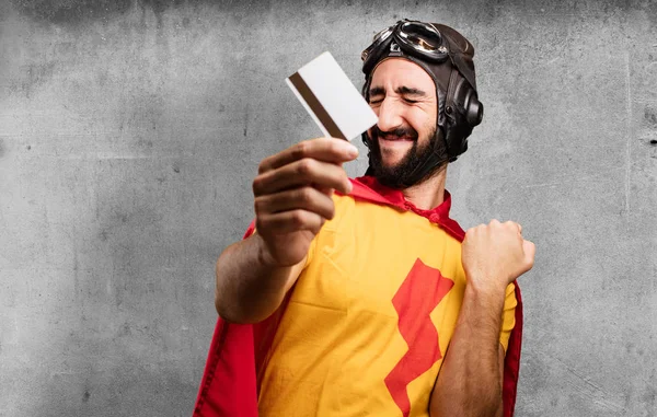 kredi kartı ile deli süper kahraman