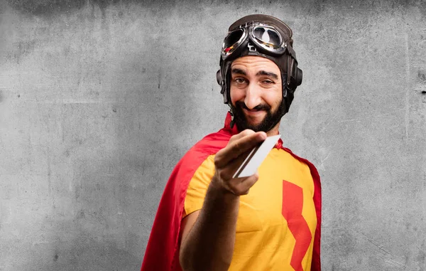 kredi kartı ile deli süper kahraman