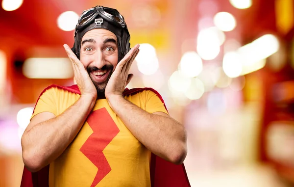 Verrückter Superheld überrascht — Stockfoto
