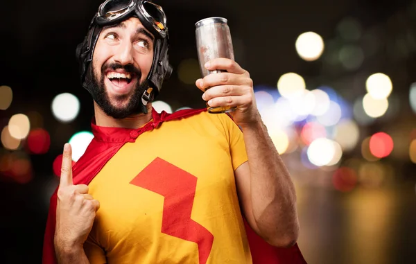 bira ile deli süper kahraman