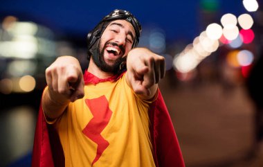 Şaka deli süper kahraman