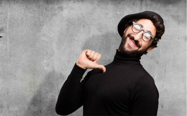 genç sanatçı gurur poz Fransız