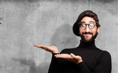 jest gösterilen genç Fransız sanatçı