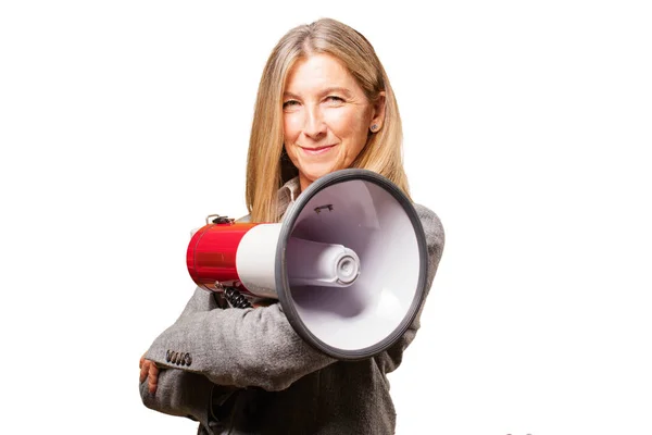 Mulher bonita sênior com megafone — Fotografia de Stock