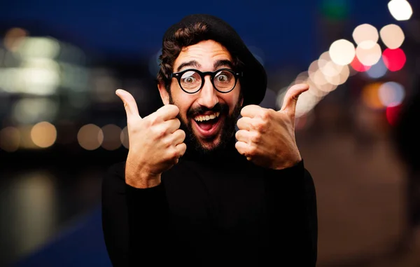 Joven artista francés con signo de bien — Foto de Stock