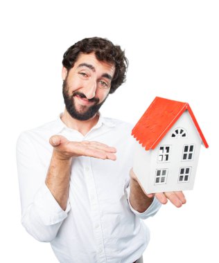 bir ev modeli ile komik delikanlı