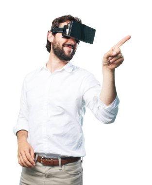 sanal gözlüklü genç komik adam