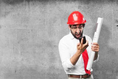 hareket eden telefon ile mimar ve ifade katılmıyorum