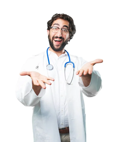Młody lekarz śmieszne w pozie dumny — Zdjęcie stockowe