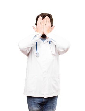 genç doktor adam kapsayan gözler