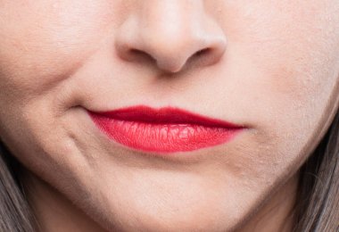 genç güzel kız şüphe