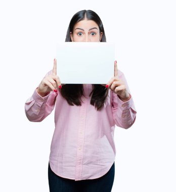 bir afiş ile genç güzel kız