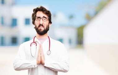 genç doktor adam dua