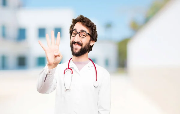 Jovem médico homem com sinal de número — Fotografia de Stock