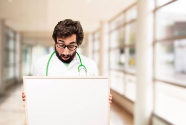 bir afişini adamla genç doktor