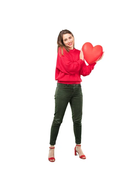 Joven Mujer Bonita Con Símbolo Rojo Del Corazón Corte Cuerpo Imagen De Stock