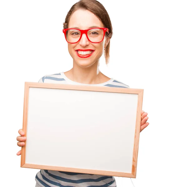 Junge Hübsche Frau Hält Eine Leere Tafel Vor Weißem Hintergrund — Stockfoto