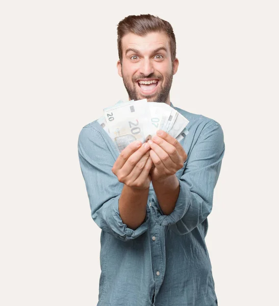 Jovem Bonito Camisa Jeans Azul Com Notas Euros Satisfeito Comemorando — Fotografia de Stock