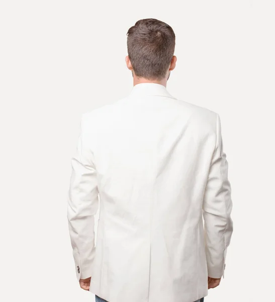 Jovem Homem Negócios Bonito Satisfeito Blazer Branco Pose Volta Pessoa — Fotografia de Stock