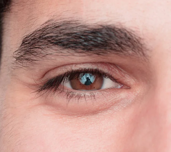 Joven Hansome Feliz Ojo Hombre Cerca — Foto de Stock