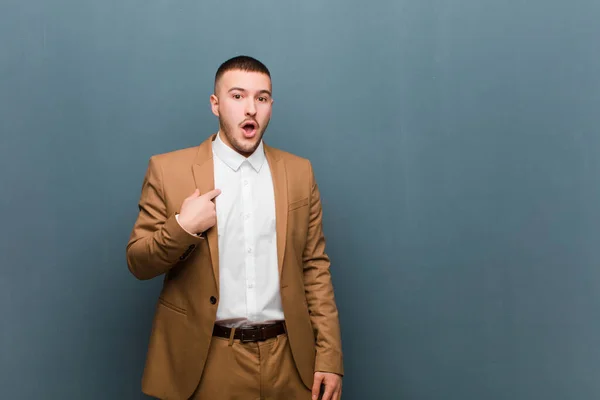 Young Handsome Businessman Looking Shocked Surprised Mouth Wide Open Pointing — Stock Photo, Image