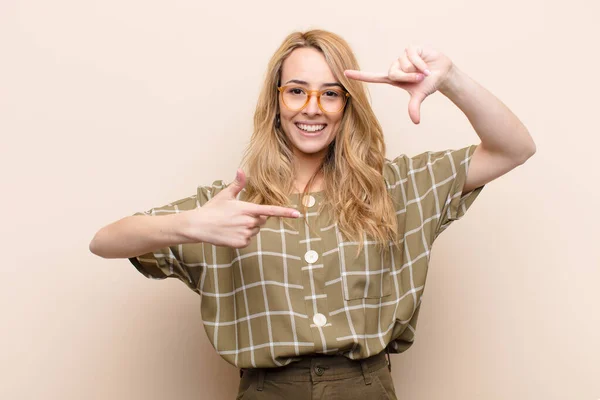 Young Pretty Blonde Woman Feeling Happy Friendly Positive Smiling Making — Stock Photo, Image