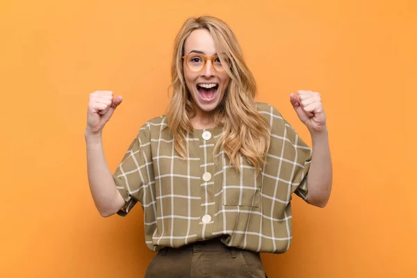 Young Pretty Blonde Woman Feeling Happy Surprised Proud Shouting Celebrating — Stock Photo, Image