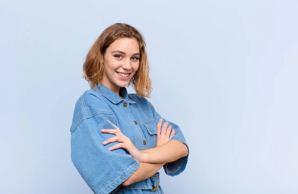 Young Blonde Woman Smiling Camera Crossed Arms Happy Confident Satisfied — 스톡 사진