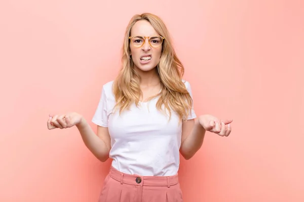 Young Pretty Blonde Woman Feeling Clueless Confused Sure Which Choice — Stock Photo, Image