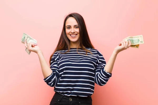 Concepto Dinero Joven Mujer Bonita — Foto de Stock