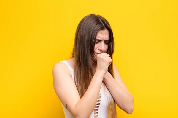 Young Pretty Woman Feeling Ill Sore Throat Flu Symptoms Coughing — Stock Photo, Image