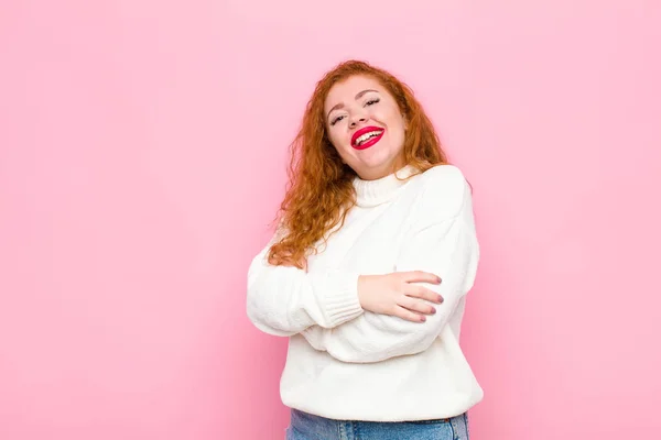 Young Red Head Woman Laughing Happily Arms Crossed Relaxed Positive — 스톡 사진