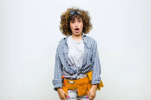 Young Housekeeper Woman Looking Very Shocked Surprised Staring Open Mouth — Stock Photo, Image