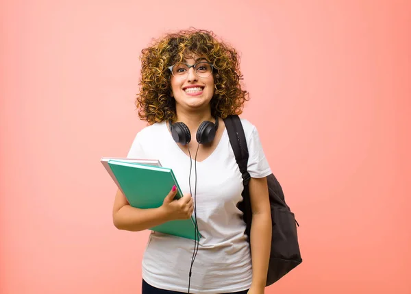 Joven Bonita Estudiante Mujer Buscando Feliz Tonta Con Una Amplia —  Fotos de Stock