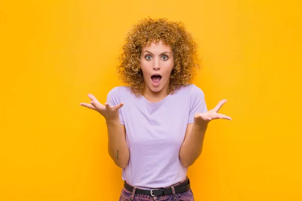 Young Afro Woman Feeling Extremely Shocked Surprised Anxious Panicking Stressed — Stock Photo, Image