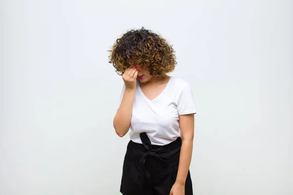 Young Pretty Woman Feeling Stressed Unhappy Frustrated Touching Forehead Suffering — Stock Photo, Image