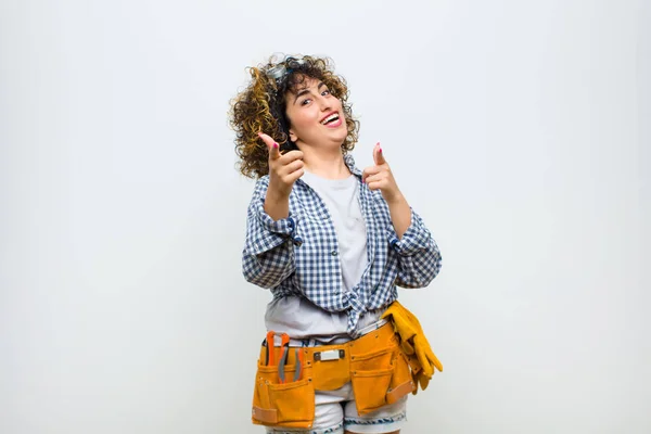 Jovem Dona Casa Mulher Sorrindo Com Uma Atitude Positiva Bem — Fotografia de Stock