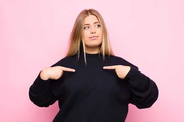 Young Blonde Woman Looking Proud Positive Casual Pointing Chest Both — 스톡 사진