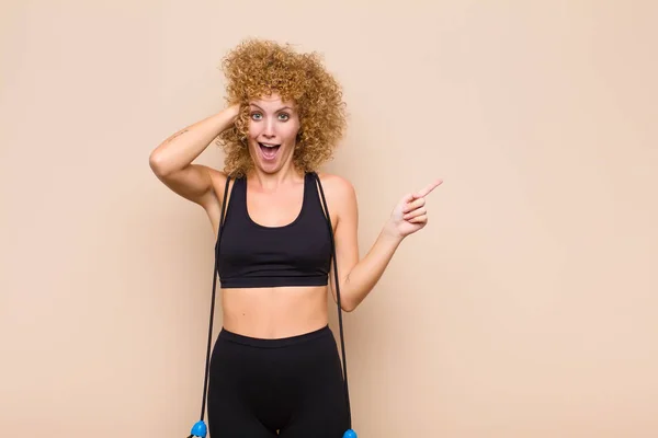 Young Afro Woman Laughing Looking Happy Positive Surprised Realizing Great — Stock Photo, Image