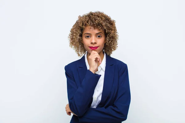 Young Woman African American Looking Serious Confused Uncertain Thoughtful Doubting — Stockfoto