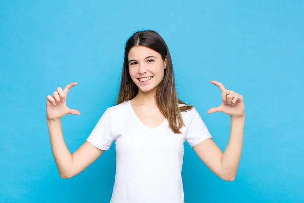 Young Pretty Woman Framing Outlining Own Smile Both Hands Looking — Stock Photo, Image