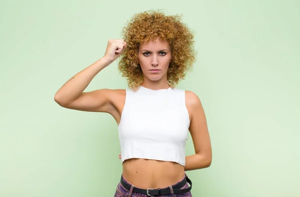 Young Afro Woman Feeling Serious Strong Rebellious Raising Fist Protesting — 스톡 사진