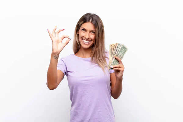 Joven Bonita Mujer Sintiéndose Conmocionada Emocionada Feliz Riendo Celebrando Éxito — Foto de Stock