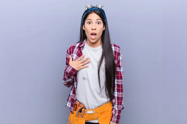 Young Latin Woman Feeling Shocked Astonished Surprised Hand Chest Open — Stock Photo, Image